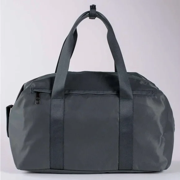 EUC ๐ Lululemon Fast Track Duffel (Heatproof Pocket 19L) Dark Forest - Picture 5 of 16